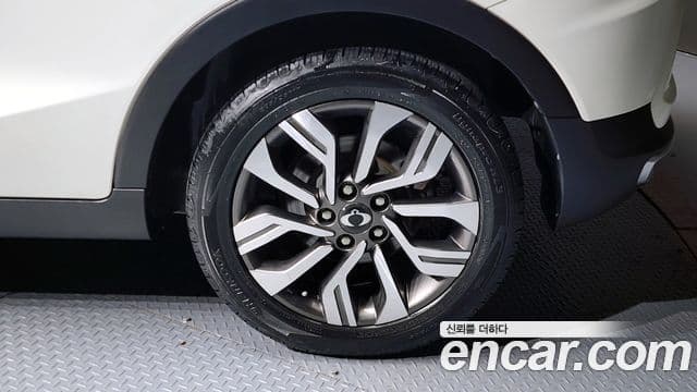 2018 SsangYong Tivoli 아머 — миниатюра 5