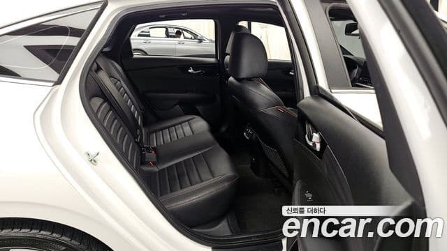 2022 Kia (Киа) The New K3 2nd Gen — миниатюра 9