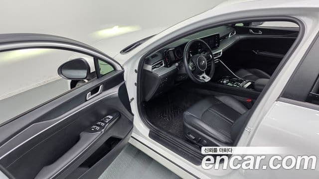 2021 Kia (Киа) K5 3rd Gen — миниатюра 3