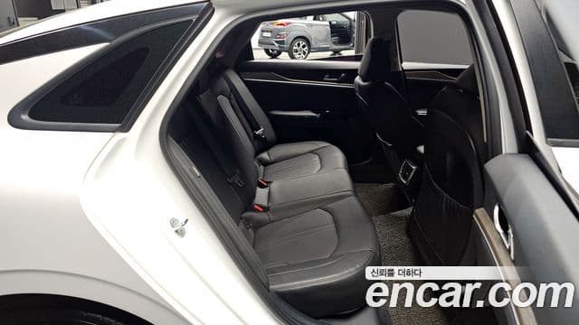2020 Kia (Киа) K5 3rd Gen — миниатюра 9