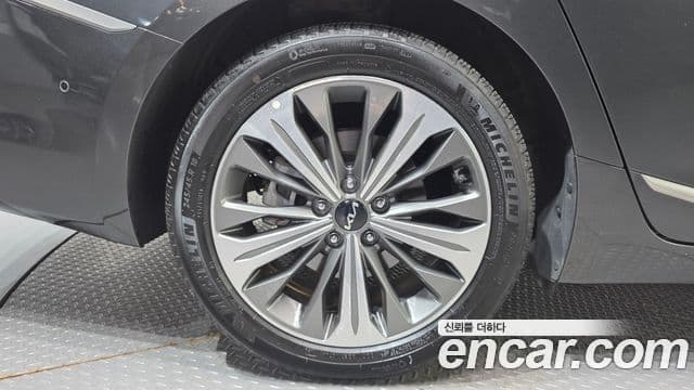 2023 Kia (Киа) K8 Hybrid — миниатюра 4