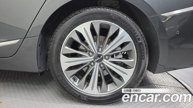 2023 Kia (Киа) K8 Hybrid — миниатюра 7