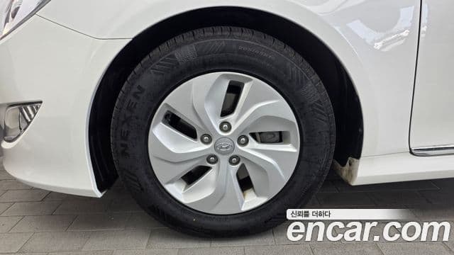 2013 Hyundai (Хёндэ) Sonata Hybrid — миниатюра 7
