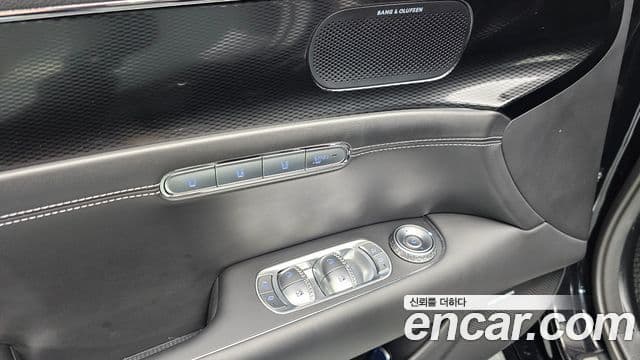 2023 Genesis G90 (RS4) — миниатюра 10