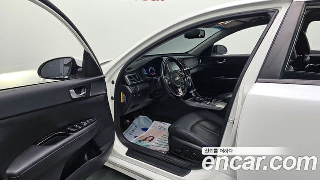 2016 Kia (Киа) K5 Hybrid 2nd Gen — миниатюра 9