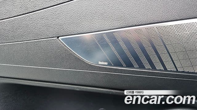 2020 Genesis G80 (RG3) — миниатюра 10