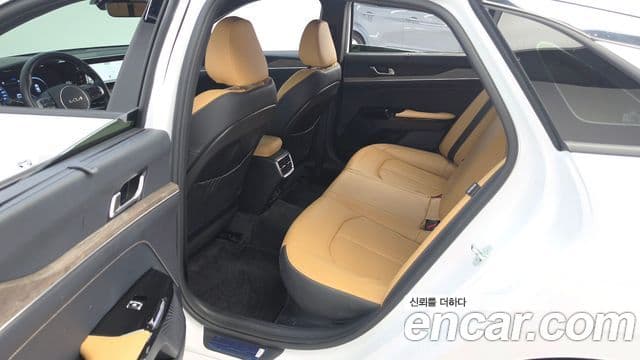 2022 Kia (Киа) K5 Hybrid 3rd Gen — миниатюра 9