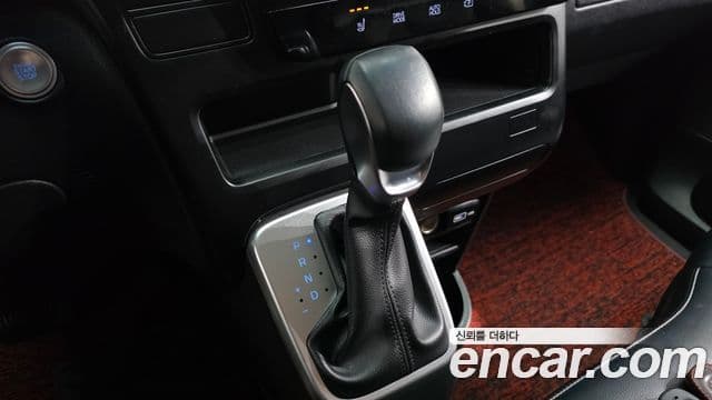 2021 Hyundai (Хёндэ) 스타리아 — миниатюра 4