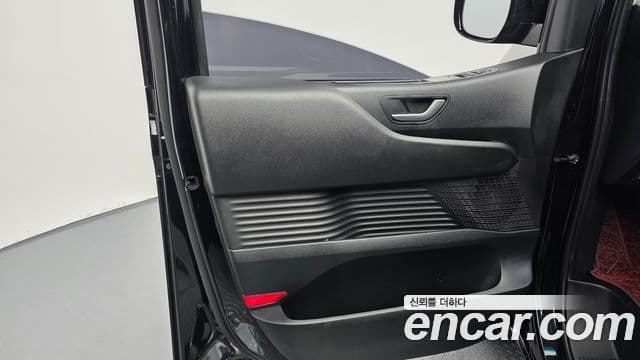 2021 Hyundai (Хёндэ) 스타리아 — миниатюра 7