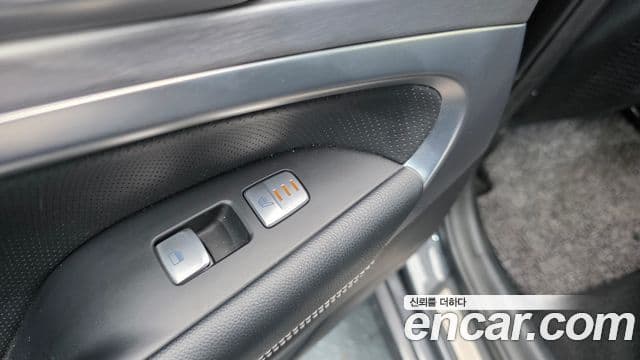 2018 Genesis G70 — миниатюра 3