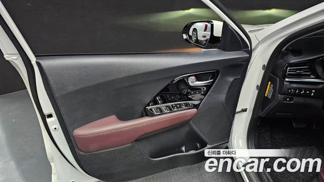 2020 Kia (Киа) The New Niro — миниатюра 9