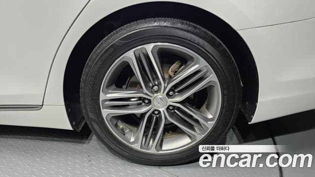 2017 Hyundai (Хёндэ) Grandeur IG — миниатюра 10