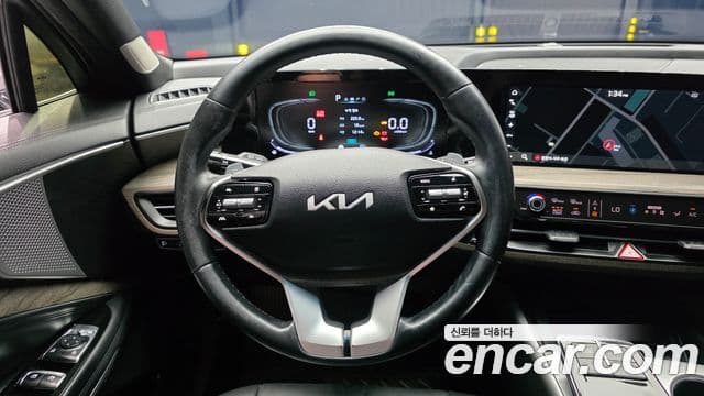 2024 Kia (Киа) K8