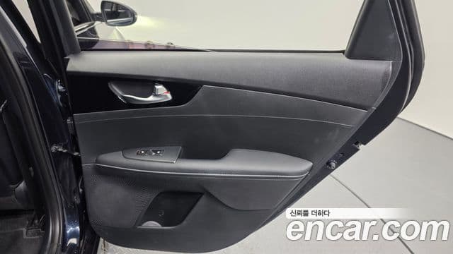 2018 Kia (Киа) All New K3 — миниатюра 4