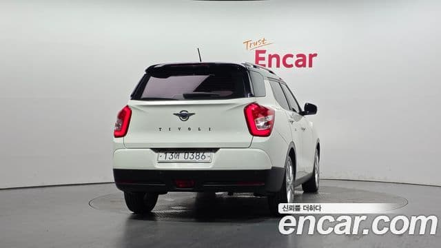 2016 SsangYong Tivoli Air — миниатюра 3