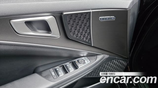 2025 Kia (Киа) The New K8 Hybrid — миниатюра 5