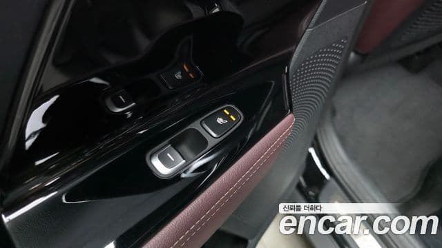 2021 Kia (Киа) The New Niro — миниатюра 6