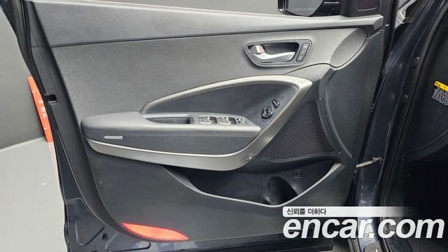 2016 Hyundai (Хёндэ) Santa Fe 더 프라임 — миниатюра 3