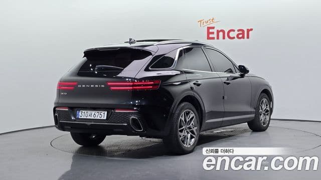 2022 Genesis GV70 — миниатюра 6