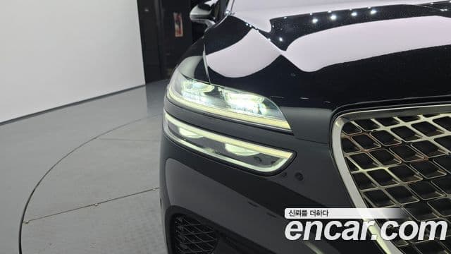 2022 Genesis GV70 — миниатюра 3