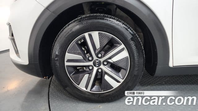 2020 Kia (Киа) The New Niro — миниатюра 9
