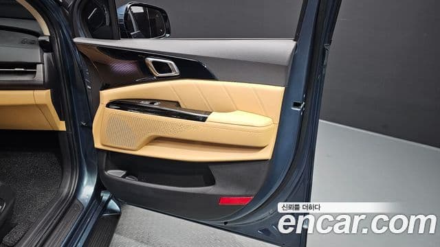 2021 Kia (Киа) Carnival 4th Gen — миниатюра 6