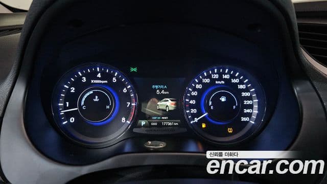 2014 Hyundai (Хёндэ) Grandeur HG — миниатюра 2