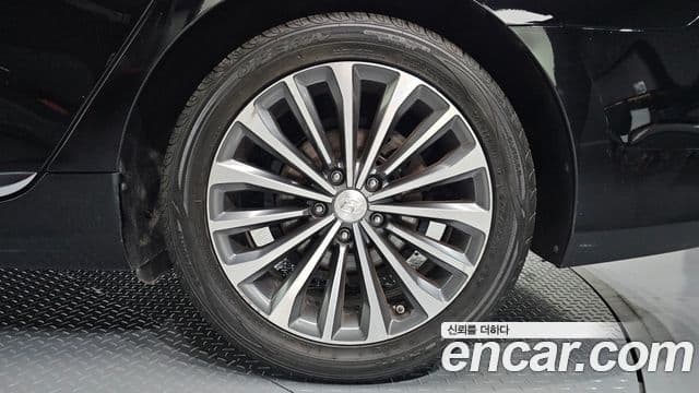 2014 Hyundai (Хёндэ) Grandeur HG — миниатюра 6