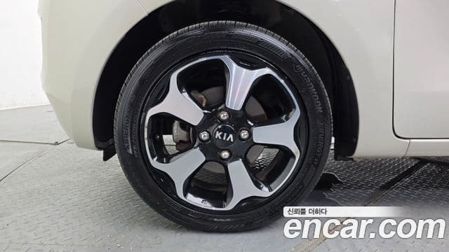2013 Kia (Киа) Ray