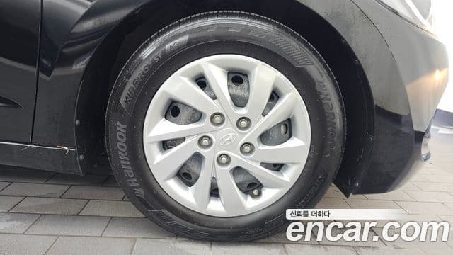 2016 Hyundai (Хёндэ) Avante AD — миниатюра 2