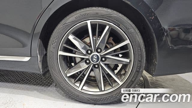 2020 Hyundai (Хёндэ) The New Grandeur IG — миниатюра 5