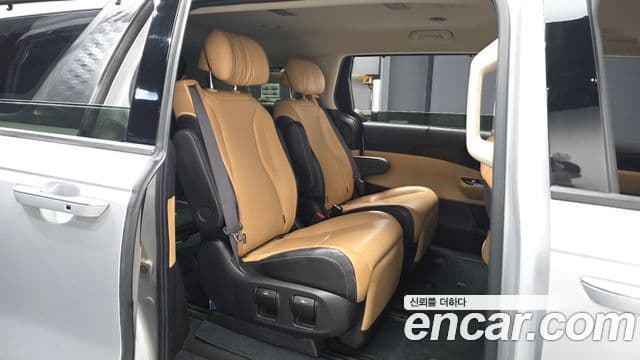2022 Kia (Киа) Carnival 4th Gen — миниатюра 10