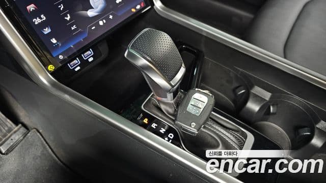 2023 SsangYong Torres — миниатюра 9