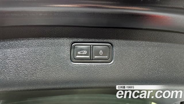 2021 Genesis GV80 — миниатюра 6