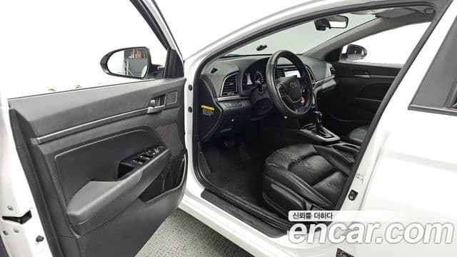 2016 Hyundai (Хёндэ) Avante AD — миниатюра 9
