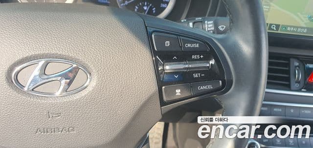 2018 Hyundai (Хёндэ) Grandeur IG Hybrid — миниатюра 6
