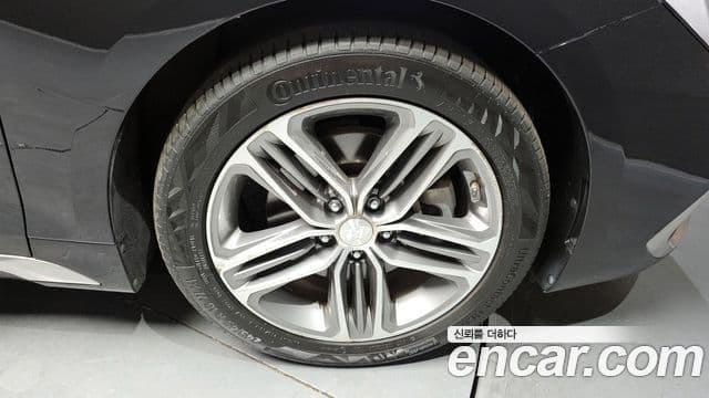 2017 Hyundai (Хёндэ) Grandeur IG — миниатюра 2