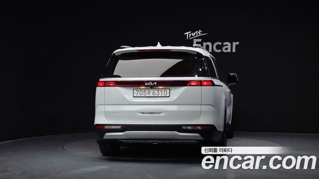 2023 Kia (Киа) Carnival 4th Gen — миниатюра 4