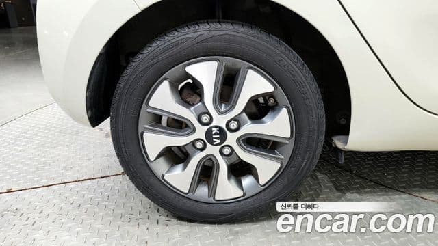 2016 Kia (Киа) The New Morning — миниатюра 5