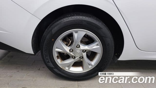 2021 Hyundai (Хёндэ) Avante (CN7) — миниатюра 8