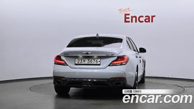2018 Genesis G70 — миниатюра 3