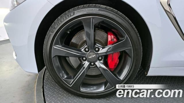 2018 Genesis G70