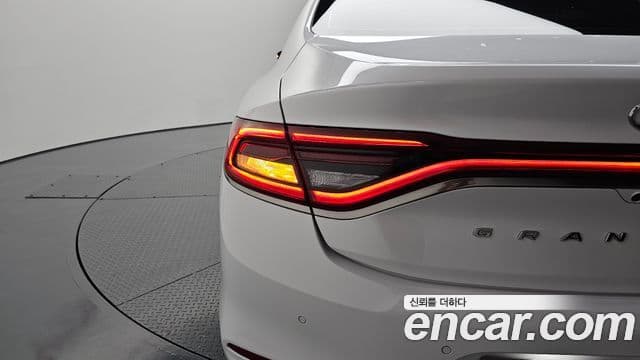 2017 Hyundai (Хёндэ) Grandeur IG