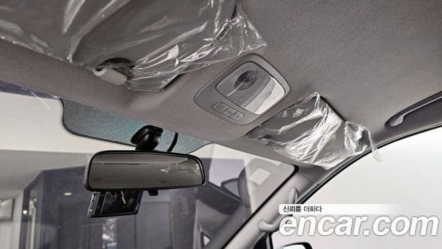 2020 Hyundai (Хёндэ) The New Grand Starex — миниатюра 9