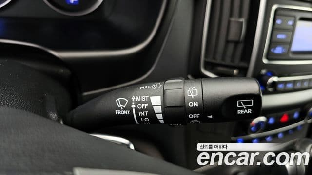 2020 Hyundai (Хёндэ) The New Grand Starex — миниатюра 6