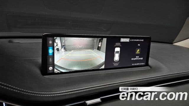 2023 Genesis GV70 — миниатюра 7