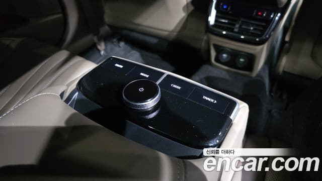 2023 Kia (Киа) K8 — миниатюра 10