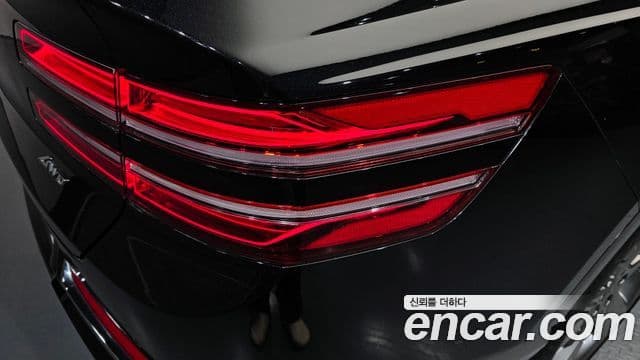 2023 Genesis GV80 — миниатюра 4