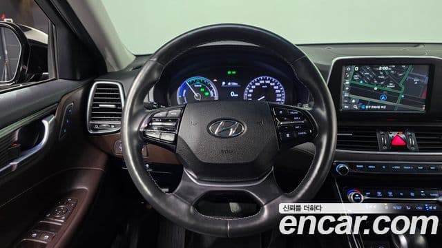 2018 Hyundai (Хёндэ) Grandeur IG Hybrid — миниатюра 4