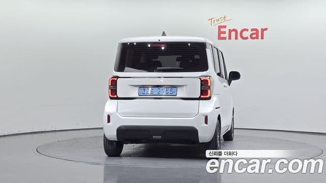 2023 Kia (Киа) The New Ray EV — миниатюра 4